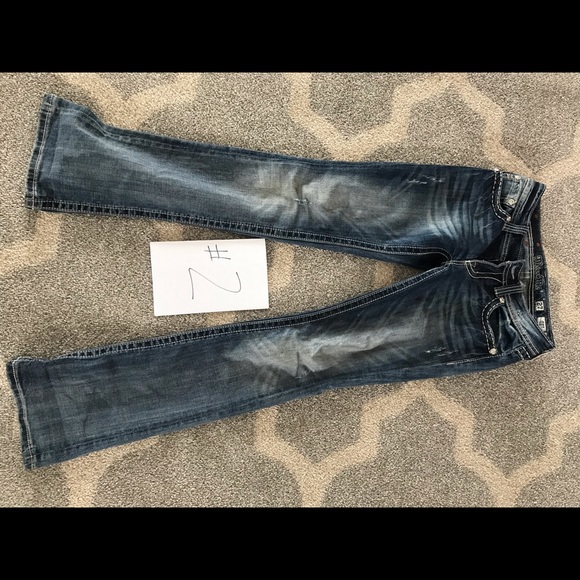 Miss Me like new. Worn twice. 27 X 32. Boot cut. - Picture 1 of 2